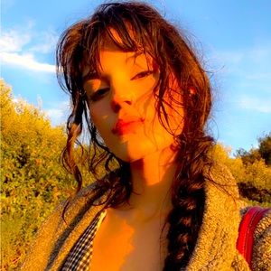 Meet your Posher, Nikkita